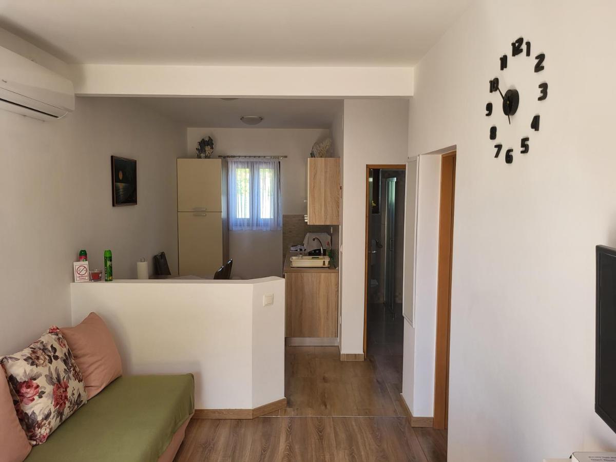 Apartment Luna Malinska Kültér fotó